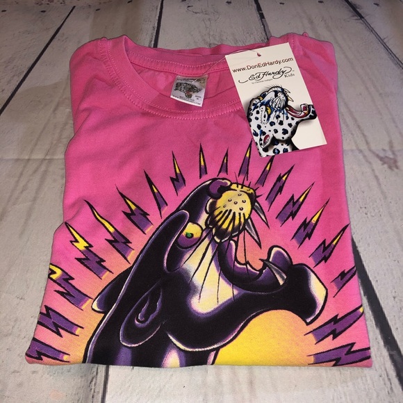Ed Hardy Pink S/S Graphic Tee - Picture 10 of 10